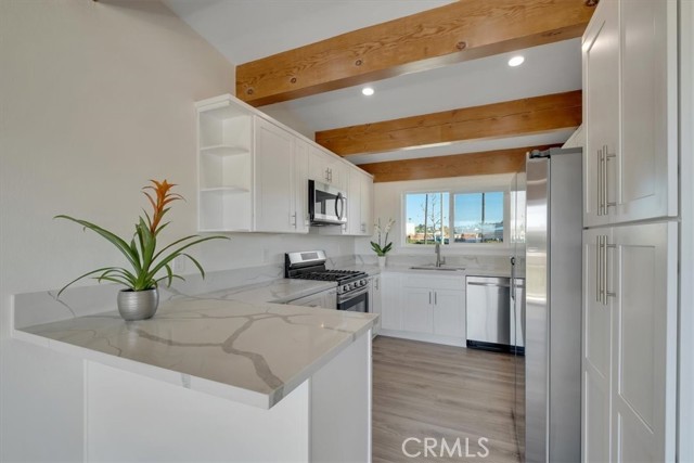 Detail Gallery Image 24 of 32 For 745 Domingo #4,  Newport Beach,  CA 92660 - 2 Beds | 2 Baths