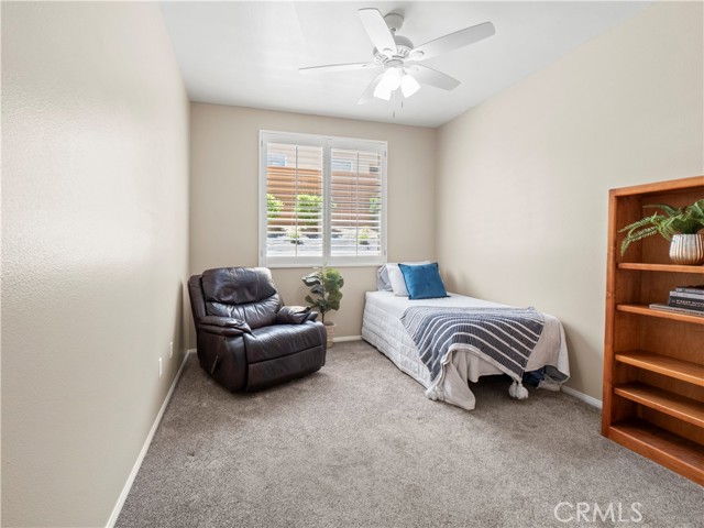 Detail Gallery Image 12 of 40 For 26332 Oakdale Canyon Ln, Canyon Country,  CA 91387 - 5 Beds | 3 Baths