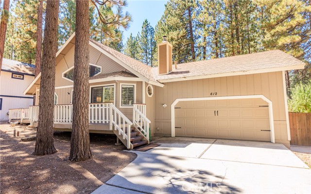 Detail Gallery Image 1 of 1 For 612 Vail Ln, Big Bear Lake,  CA 92315 - 3 Beds | 2 Baths