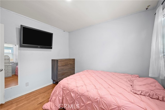 Detail Gallery Image 22 of 36 For 8053 Brimfield Ave, Panorama City,  CA 91402 - 4 Beds | 1/1 Baths