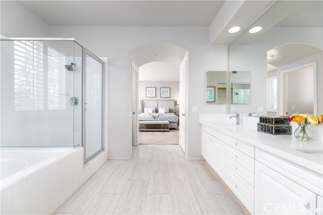 Detail Gallery Image 23 of 27 For 24 Silveroak, Irvine,  CA 92620 - 5 Beds | 3 Baths
