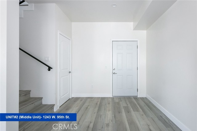 1241 W 95th Street, Los Angeles CA: https://media.crmls.org/medias/f05b4e95-db86-4eb2-ad23-ec7f94dc6284.jpg