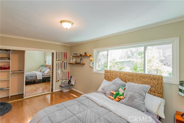 4602 Hurford Terrace, Encino CA: https://media.crmls.org/medias/f05b6d41-143f-4252-8eca-629173a5b786.jpg