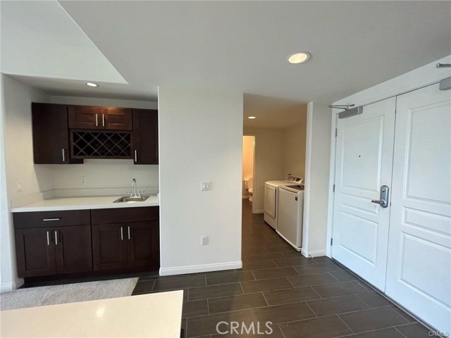 Detail Gallery Image 5 of 22 For 11 S 3rd St #227 #227,  Alhambra,  CA 91801 - 2 Beds | 2/1 Baths