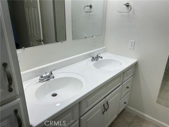 Detail Gallery Image 12 of 24 For 6560 E Camino Vista #2,  Anaheim Hills,  CA 92807 - 3 Beds | 2/1 Baths