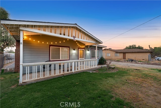 43249 42nd W Street, Lancaster CA: https://media.crmls.org/medias/f05c842e-02e1-47ab-8e65-3b160f5d9018.jpg