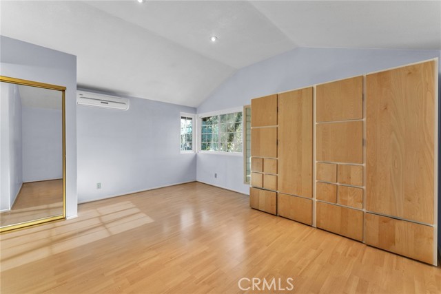 Detail Gallery Image 9 of 13 For 1409 Athena, West Covina,  CA 91790 - 2 Beds | 2/1 Baths