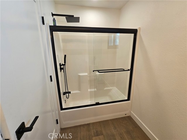 17037 Covello Street, Van Nuys CA: https://media.crmls.org/medias/f05e4f1b-ff64-4fc0-b400-e583282e8d69.jpg