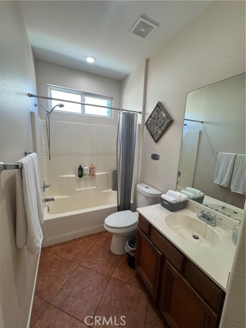 49896 CALLE QUINTERRA, Coachella CA: https://media.crmls.org/medias/f05ed2a4-8073-430c-9855-bbcdb7176f16.jpg