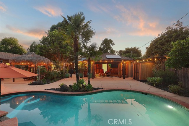 5866 Varna Avenue, Valley Glen CA: https://media.crmls.org/medias/f05ef757-45a4-49da-be6c-f52cc473921f.jpg