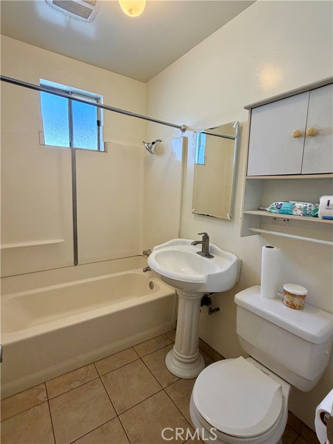 Detail Gallery Image 40 of 43 For 14512 San Jose, Paramount,  CA 90723 - 3 Beds | 1/1 Baths