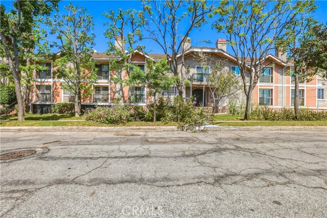 147 West Acacia, 160 photo 34