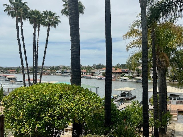 30417 Golden Gate Drive, Canyon Lake CA: https://media.crmls.org/medias/f0606153-7243-4d76-831e-e9f2df4af13b.jpg