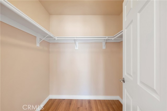 Detail Gallery Image 22 of 38 For 19017 Gault St #103,  Reseda,  CA 91335 - 3 Beds | 3 Baths