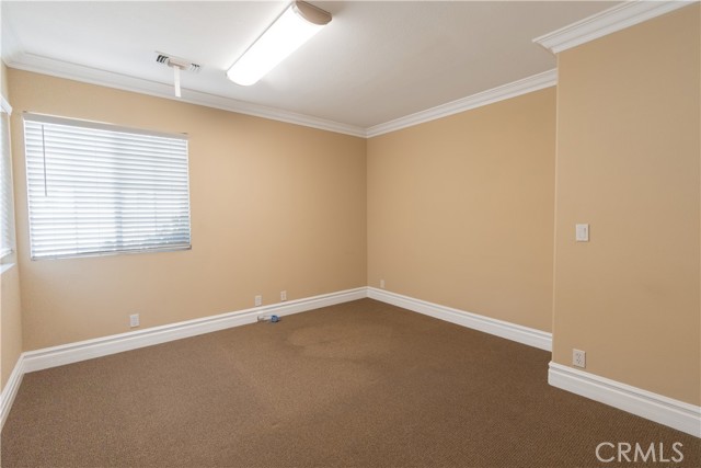 1104 Vine, Paso Robles CA: https://media.crmls.org/medias/f0612eab-2fee-45e8-adf4-c0110fb988bc.jpg