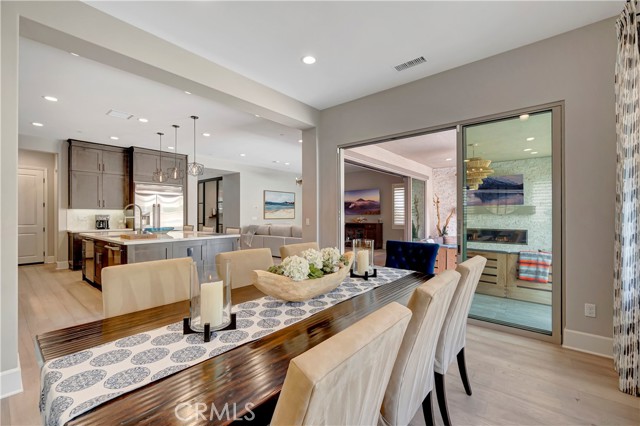 17311 Juniper Lane, Huntington Beach CA: https://media.crmls.org/medias/f061c136-3096-43ca-a4b2-5f6c1f0cb8db.jpg