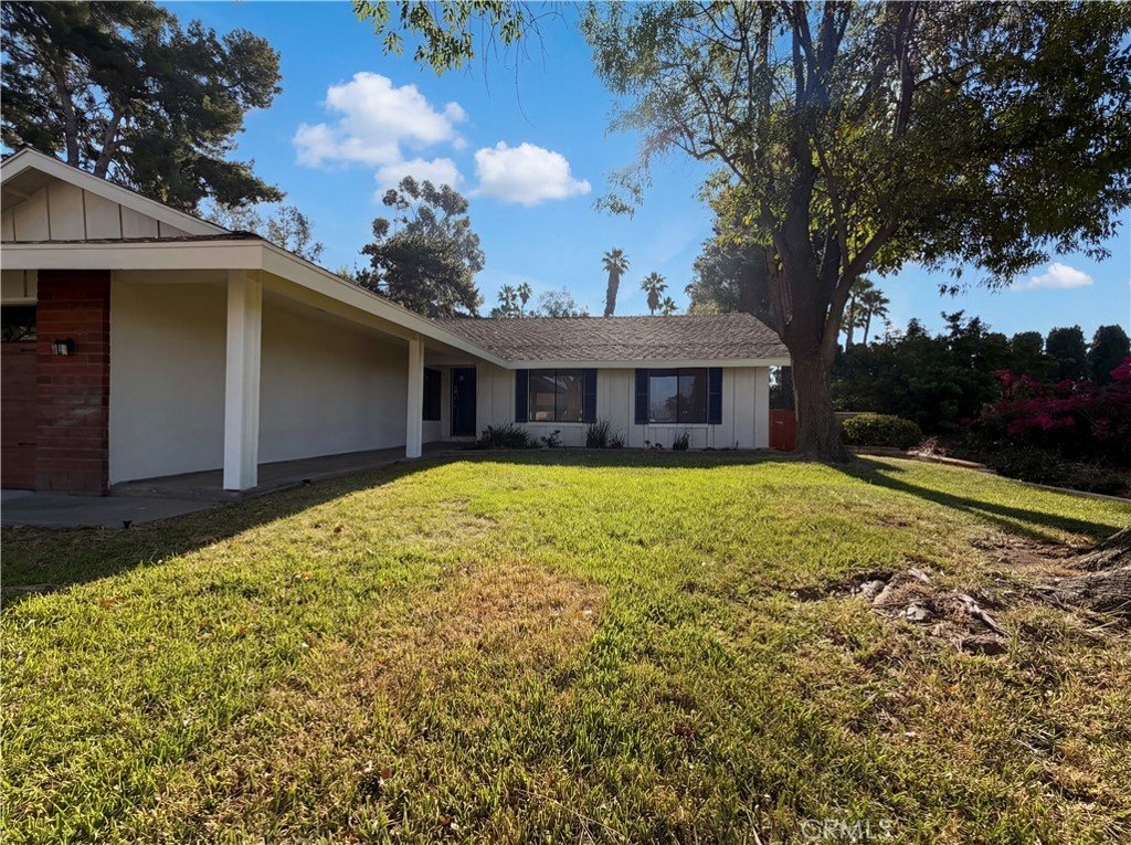 2785 Bonita Drive