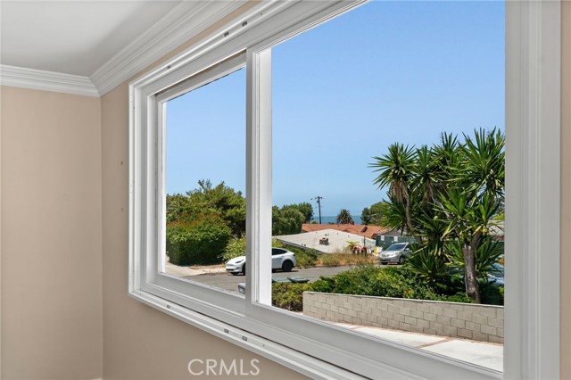 Detail Gallery Image 8 of 27 For 4331 Dauntless Dr, Rancho Palos Verdes,  CA 90275 - 3 Beds | 2 Baths