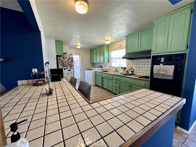 7490 Santa Elena Drive, Buena Park CA: https://media.crmls.org/medias/f063208a-2ddf-465c-b7c8-1e2fc93c9cf9.jpg