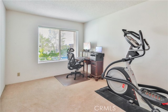 Detail Gallery Image 28 of 38 For 19501 Rinaldi St #73,  Porter Ranch,  CA 91326 - 3 Beds | 2/1 Baths