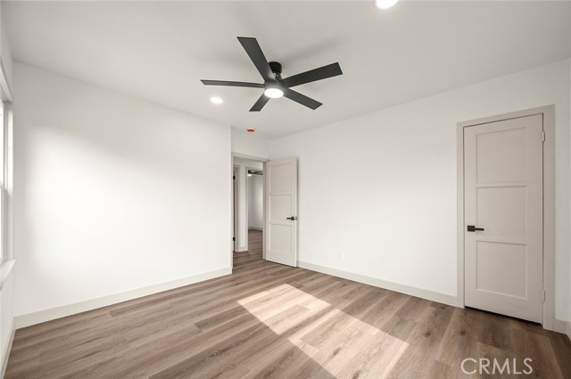 Detail Gallery Image 19 of 44 For 924 W Almond St, Compton,  CA 90220 - 3 Beds | 2 Baths