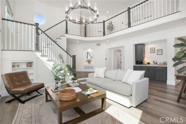 Detail Gallery Image 4 of 66 For 8 Summitcrest, Rancho Santa Margarita,  CA 92679 - 5 Beds | 3/1 Baths