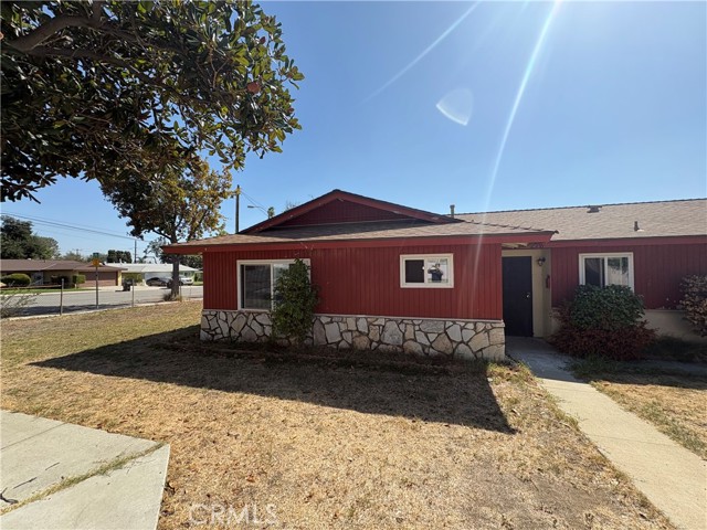 278 East Cherry photo 2