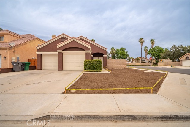 Detail Gallery Image 4 of 58 For 25176 Granville St, Moreno Valley,  CA 92551 - 3 Beds | 2 Baths