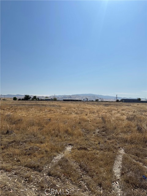 0 Cosmo Street, Bakersfield CA: https://media.crmls.org/medias/f066b4bf-0e3d-4b09-b560-e5513be48a46.jpg
