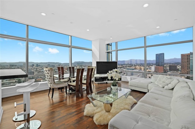 Detail Gallery Image 6 of 56 For 900 W Olympic 31j,  Los Angeles,  CA 90015 - 3 Beds | 3 Baths