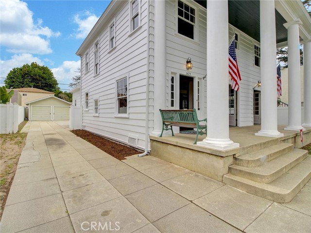 Detail Gallery Image 4 of 40 For 1423 Post Ave, Torrance,  CA 90501 - 5 Beds | 3/1 Baths