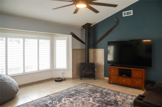 Detail Gallery Image 5 of 31 For 33478 Spreading Oak Ln, Auberry,  CA 93602 - 4 Beds | 3 Baths