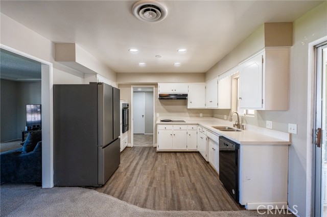 40425 Whittier Ave, East Hemet, CA 92544 photo 8