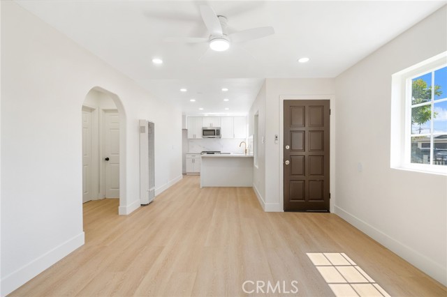 Detail Gallery Image 7 of 31 For 2521 W Stanford St, Santa Ana,  CA 92704 - 2 Beds | 1 Baths