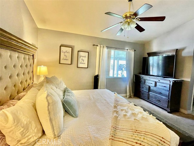 Detail Gallery Image 16 of 23 For 12995 Haverford Ct, Victorville,  CA 92392 - 3 Beds | 2 Baths