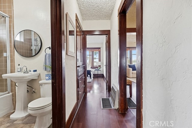 Detail Gallery Image 20 of 39 For 921 W 24th, San Pedro,  CA 90731 - 2 Beds | 1 Baths