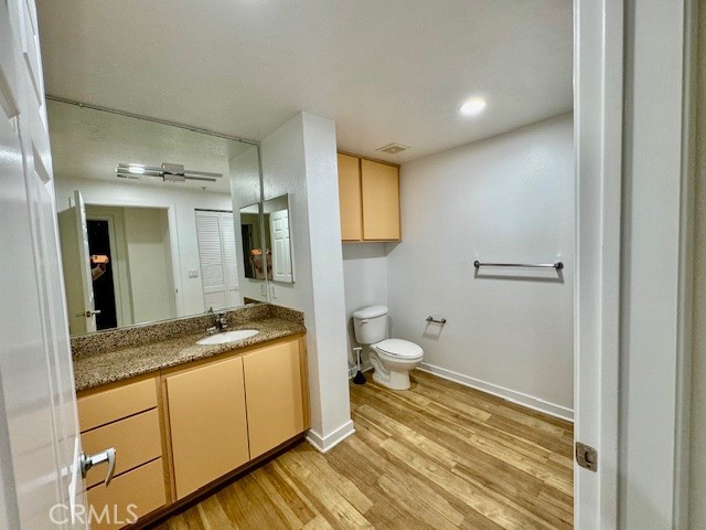 Detail Gallery Image 10 of 20 For 160 S Hudson Ave #202,  Pasadena,  CA 91101 - 2 Beds | 2 Baths