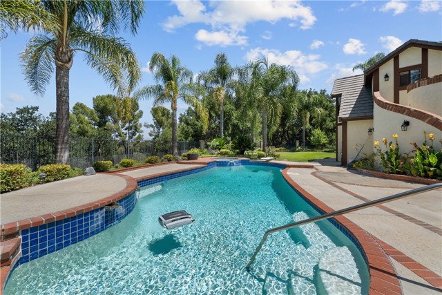 25472 Via Acorde, Valencia CA: https://media.crmls.org/medias/f06b903c-2e24-4c67-bfe6-79ee66fb4d63.jpg