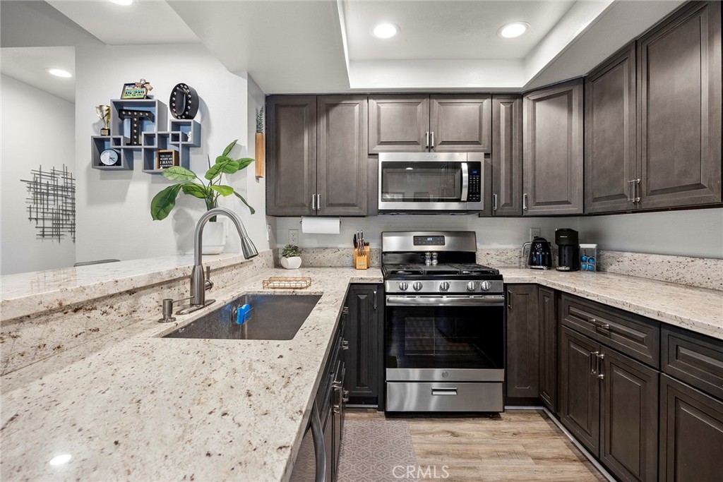 F06bf797 337b 41bd Bcec B6412a85eda5