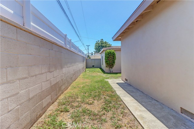 Detail Gallery Image 56 of 63 For 7515 Glencliff Dr, Downey,  CA 90240 - 4 Beds | 2/1 Baths