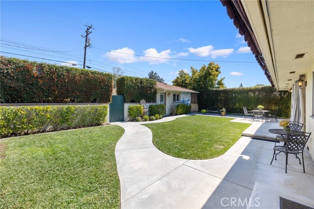 160 Mauna Loa Drive, Monrovia CA: https://media.crmls.org/medias/f06d6214-bc11-4205-9515-b6697a54bba5.jpg