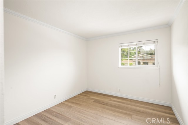 19201 Barrett Lane, North Tustin CA: https://media.crmls.org/medias/f06d6de7-8380-4474-bba4-46e6534b08a3.jpg