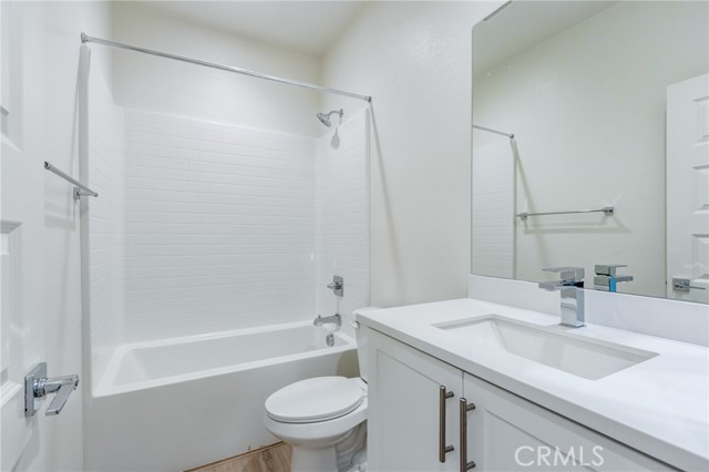 13119 Lancaster Street, Hesperia CA: https://media.crmls.org/medias/f06da4a9-e65e-4568-81d8-21f9cfcb7fc4.jpg