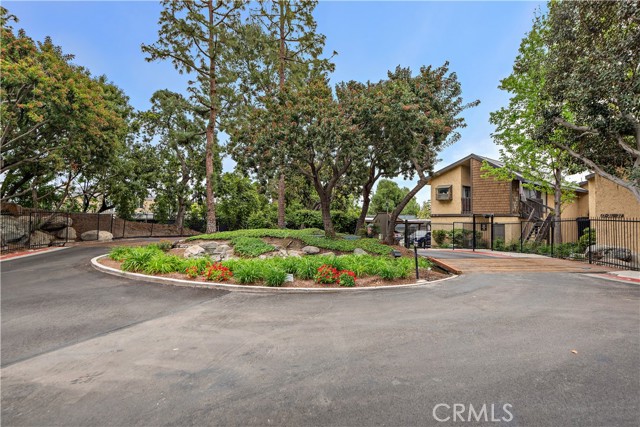 Detail Gallery Image 23 of 28 For 12750 Centralia St #215,  Lakewood,  CA 90715 - 2 Beds | 1 Baths