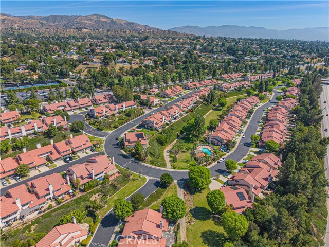 Detail Gallery Image 37 of 42 For 19210 Lahey St #2,  Porter Ranch,  CA 91326 - 3 Beds | 2/1 Baths