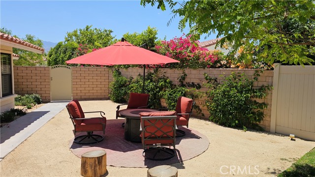 Detail Gallery Image 9 of 39 For 40408 Periwinkle Ct, Palm Desert,  CA 92260 - 3 Beds | 2 Baths