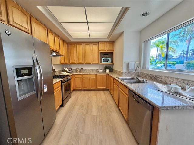 Detail Gallery Image 14 of 35 For 4489 Spencer #112,  Torrance,  CA 90503 - 4 Beds | 3 Baths