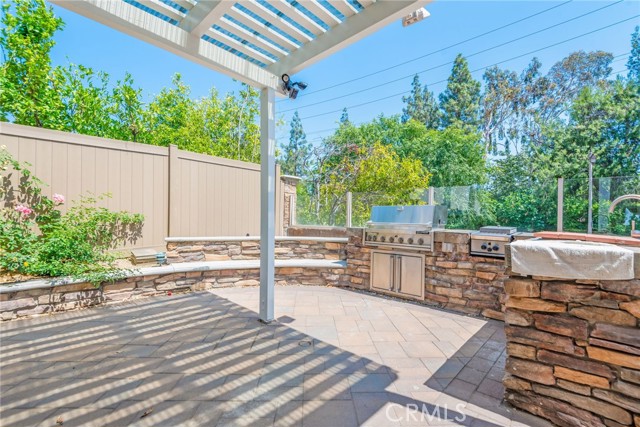 8180 E Brookdale Lane, Anaheim Hills CA: https://media.crmls.org/medias/f06f81ca-85bc-487a-9608-55874ff67587.jpg