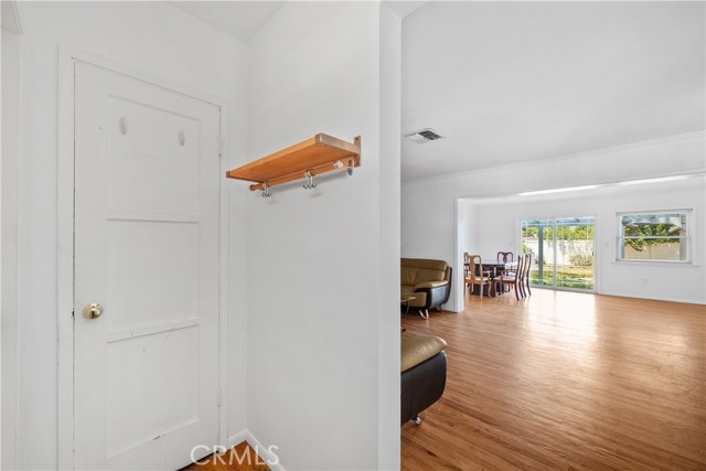Detail Gallery Image 34 of 40 For 17937 Lull St, Reseda,  CA 91335 - 3 Beds | 1/1 Baths