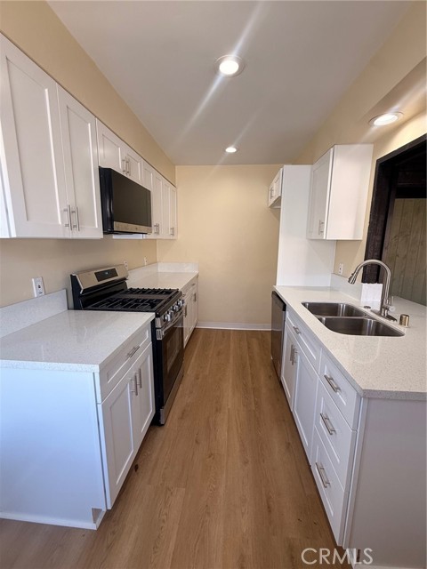 Detail Gallery Image 4 of 16 For 16713 Virginia, Bellflower,  CA 90706 - 2 Beds | 1 Baths